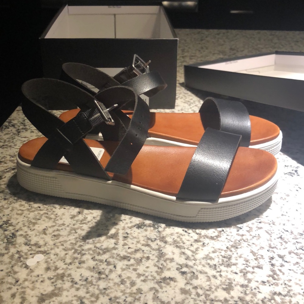 Mia platform sandals